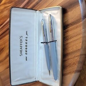 Sheaffer's Pastel Gray Snorkel Pen & Pencil Set w/ original case